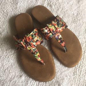 Aerosoles Floral Sandals